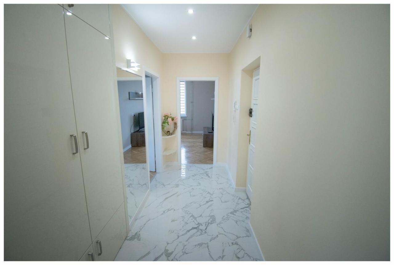 Color 24 Apartament III Stalowa Wola Exteriér fotografie